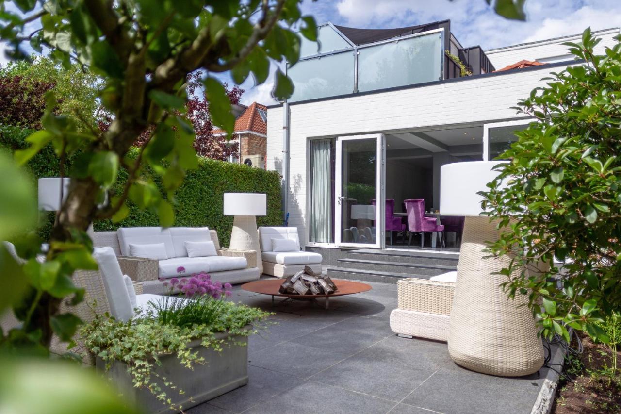 B&B Saint-Georges -Located In The City Centre Of Bruges- Ngoại thất bức ảnh The garden of the hotel