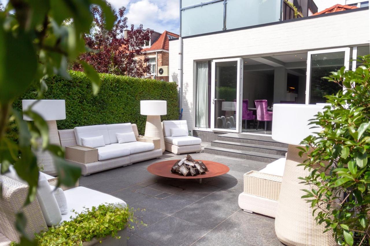 B&B Saint-Georges -Located In The City Centre Of Bruges- Ngoại thất bức ảnh A contemporary garden in London